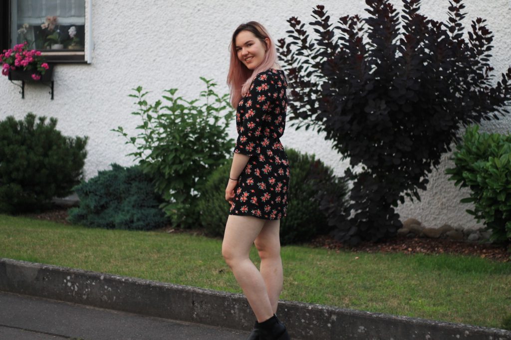 kleid sommer flower blog ootd